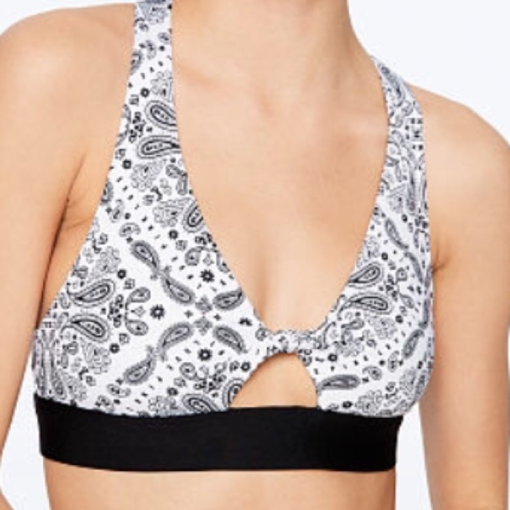 Victoria’s Secret PINK -Twisted Front sportsbra XL